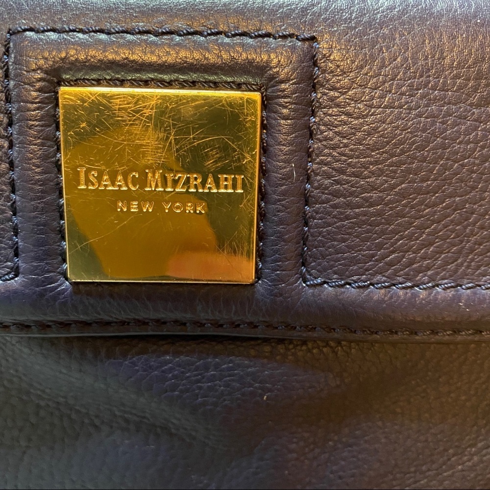 Isaac Mizrahi navy blue Andrea satchel 🤌🏻 4 for $75 🤌🏻 - Picture 3 of 8